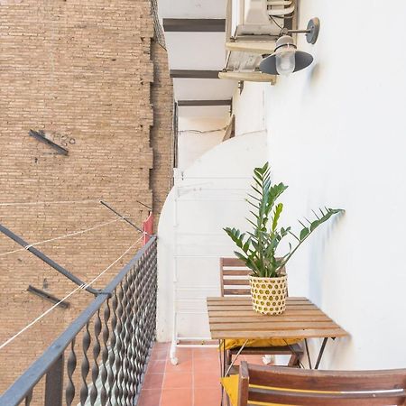Spacious 3 Bed Apt In The Heart Of Sant Antoni 바르셀로나 외부 사진