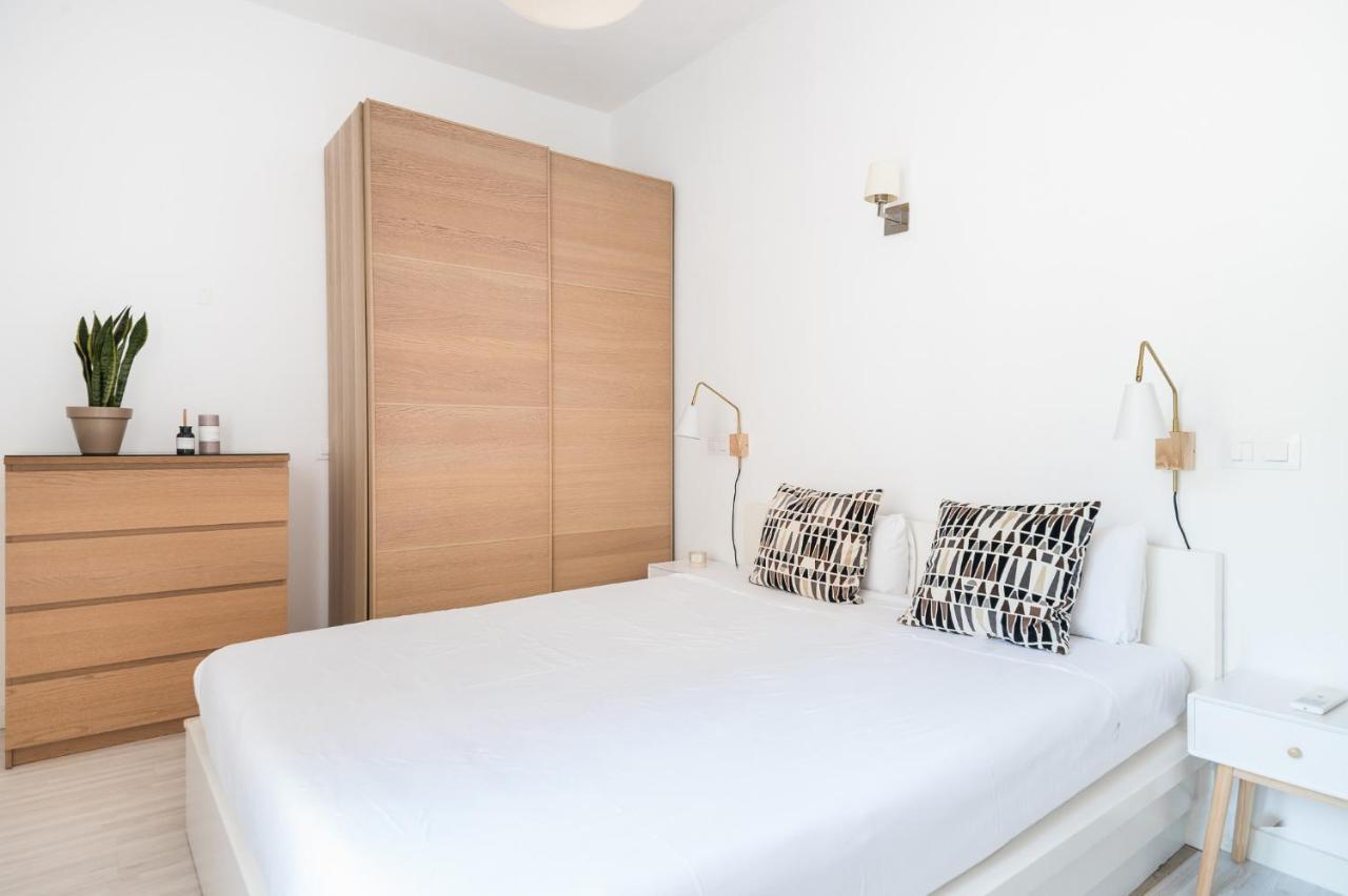 Spacious 3 Bed Apt In The Heart Of Sant Antoni 바르셀로나 외부 사진