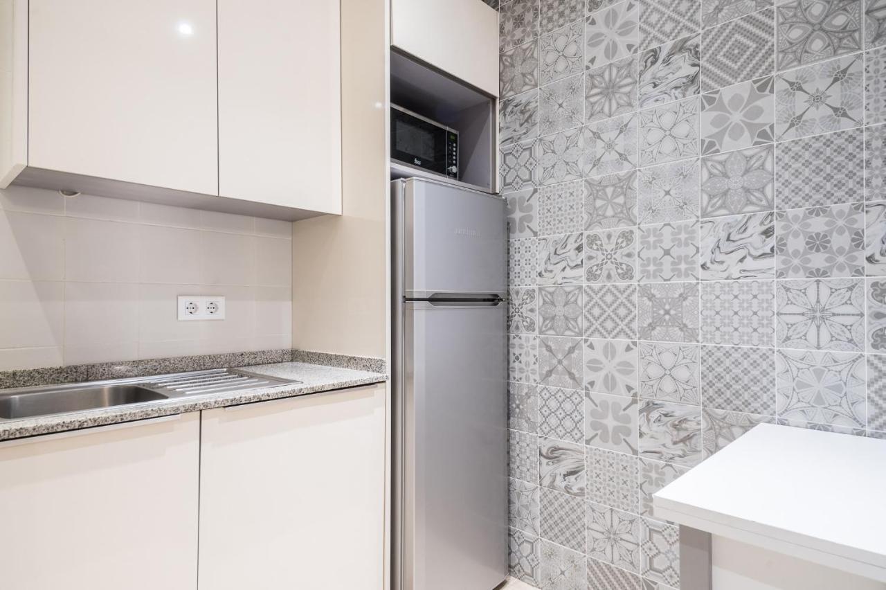 Spacious 3 Bed Apt In The Heart Of Sant Antoni 바르셀로나 외부 사진