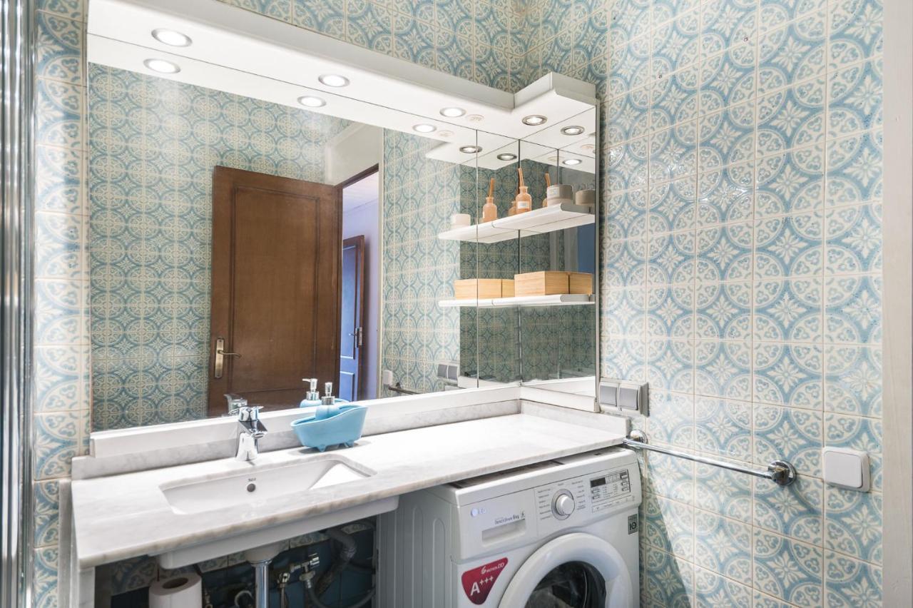 Spacious 3 Bed Apt In The Heart Of Sant Antoni 바르셀로나 외부 사진